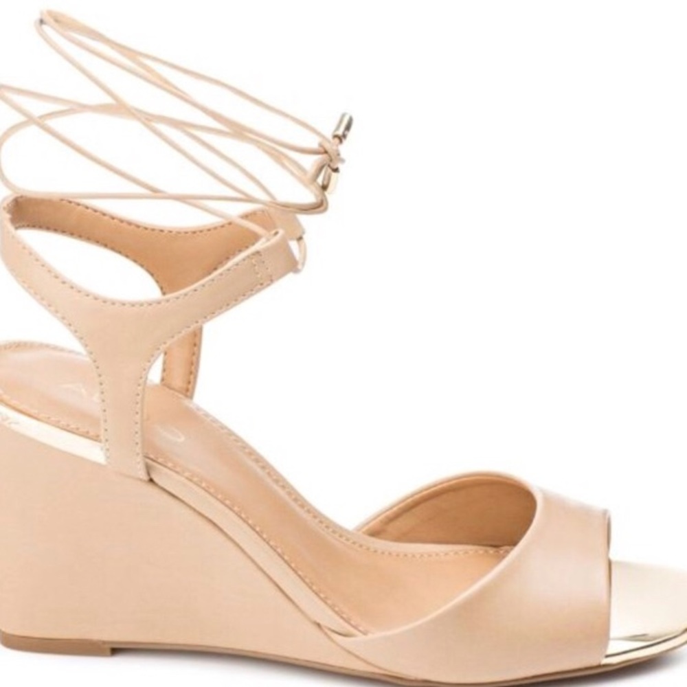 Nude Aldo Wedges NWOT